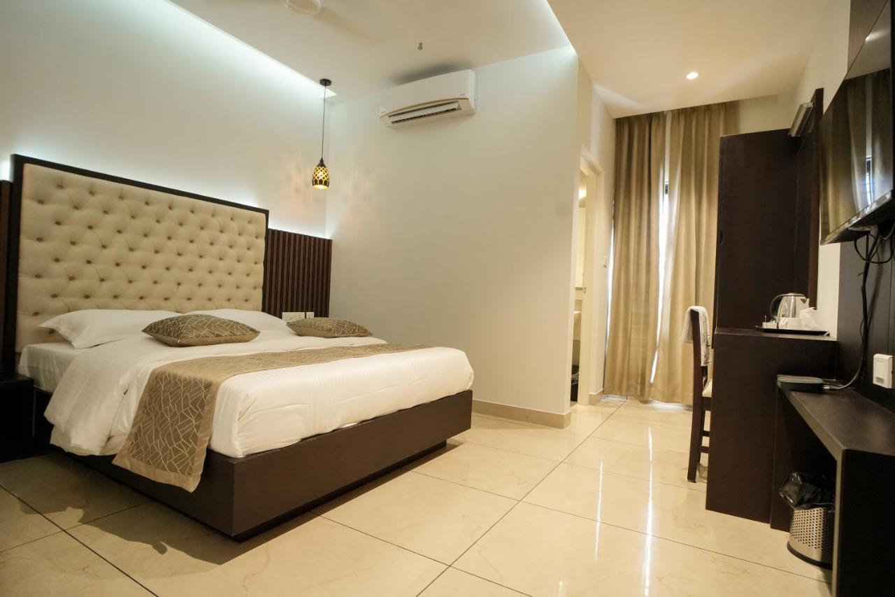 Hotel Sulu Residency Kochi Zewnętrze zdjęcie