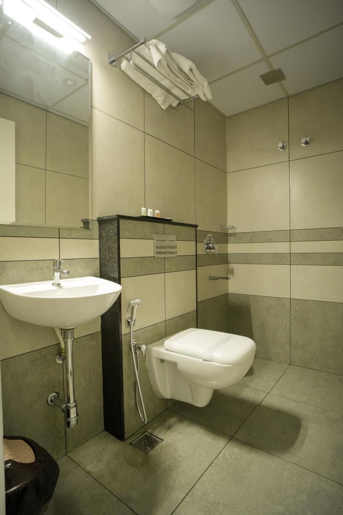 Hotel Sulu Residency Kochi Zewnętrze zdjęcie